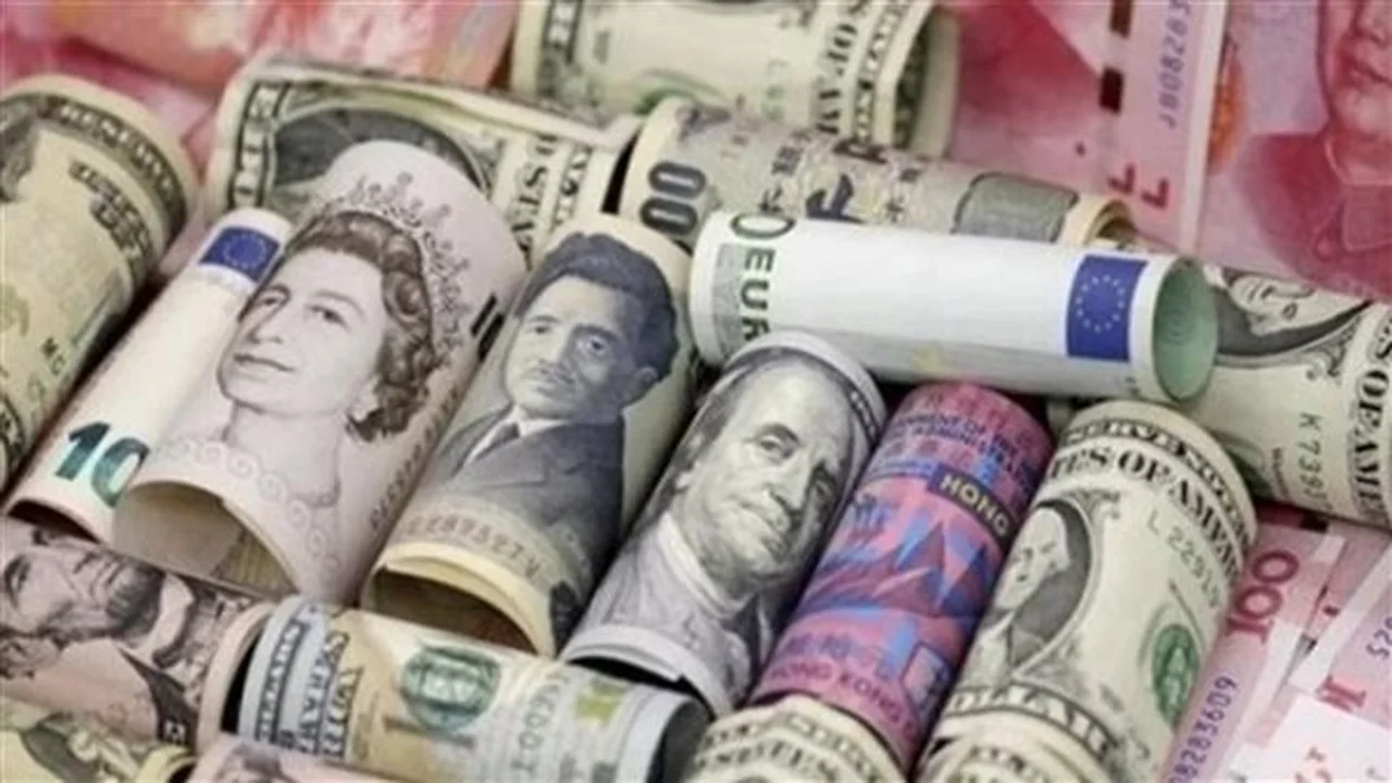 تغيرات أسعار العملات العربية والأجنبية في مستهل تعاملات يوم الخميس الموافق 16-4-2026